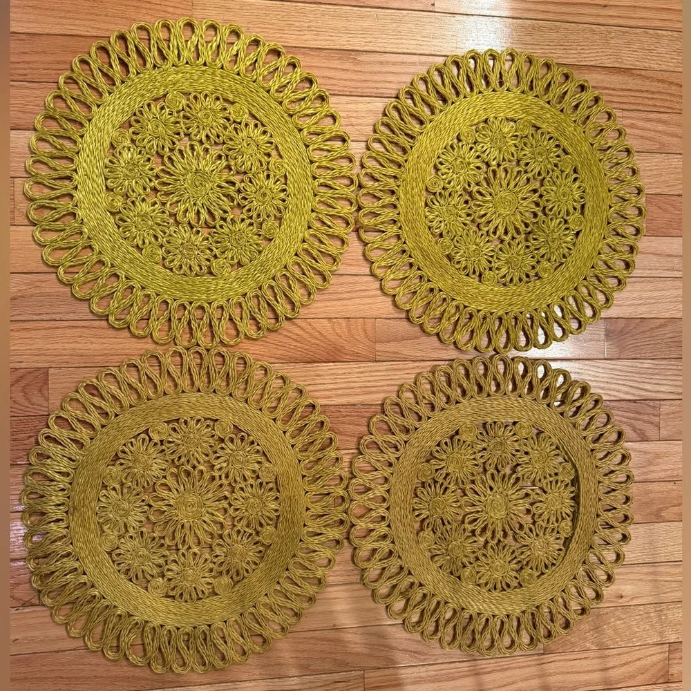 Set of Four VTG Green Crochet Raffia Chartreuse Placemats